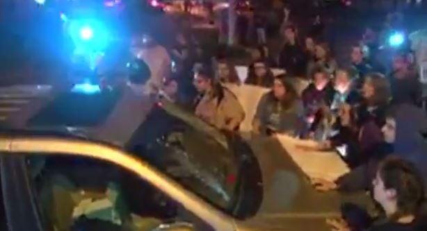 Black Lives Matter Protesters Block Traffic at University of Indiana, Confront Drivers
